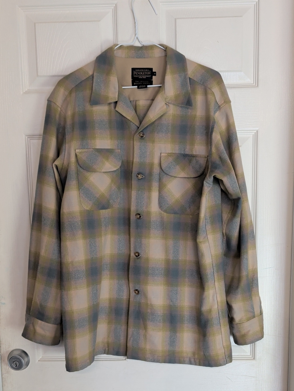 Pendleton Plaid Wool Board Shirt Medium Men Loop Collar Surf